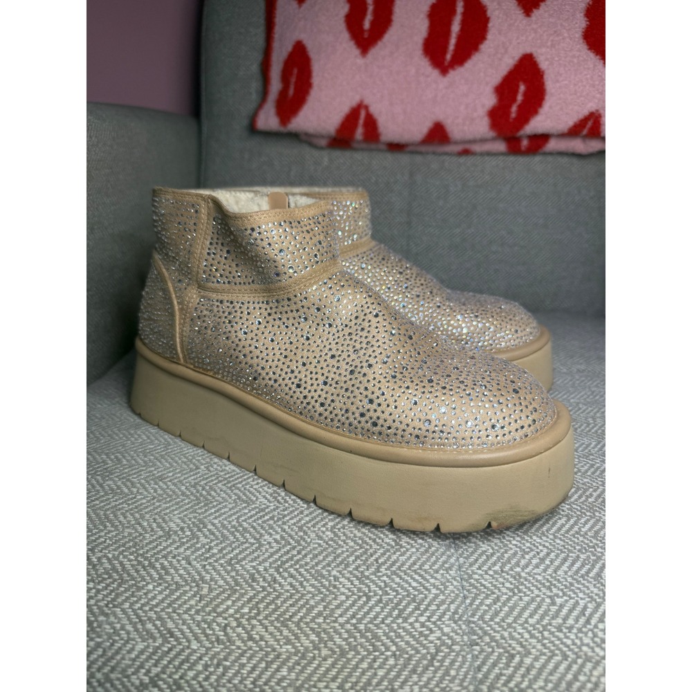 Wild Fable Rhinestone Platform Ankle Boots Tan Beige Suede Faux Fur Lined Size 8